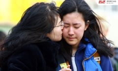 Áp lực nặng nề của của kỳ thi đại học ở Hàn Quốc và những phong tục kỳ quái