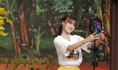 Ninh Dương Lan Ngọc hợp lực cùng Duy Khánh livestream xuyên Đêm giao thừa