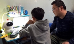 Phụ huynh Trung Quốc kêu Trời vì áp lực “làm bài tập cho con”