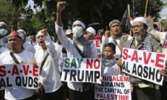 Vụ Jerusalem: Quốc gia Hồi giáo lớn nhất thế giới biểu tình phản đối ông Trump