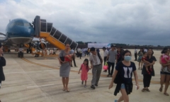 Hàng loạt chuyến bay bị hủy, đổi lịch vì áp thấp nhiệt đới