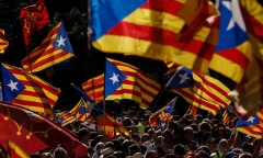 Catalonia sắp tuyên bố độc lập, phe phản đối mạnh lên từng ngày