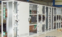 Tủ điện sân bay Nội Bài bốc cháy lúc rạng sáng