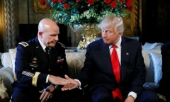 Sau bê bối, Donald Trump cuối cùng cũng bổ nhiệm tân Cố vấn An ninh Quốc gia
