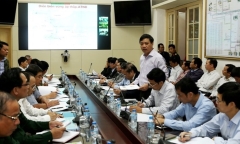 Họp khẩn ứng phó với 2 áp thấp nhiệt đới đang uy hiếp Nam Bộ