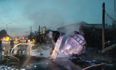 Vụ cháy xe bồn làm 6 người chết ở Bình Phước: Xóm nghèo ảm đảm, trắng màu khăn tang