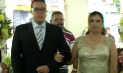 Brazil: Tay súng đi ngay sau cô dâu và chú rể chỉ ít giây trước khi nổ súng