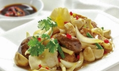 Nấm bào ngư xào thịt rất bổ dưỡng, thêm bước này nấm càng giòn ngon