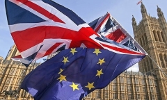 Anh và EU đạt thỏa thuận mới về chuyển giao hậu Brexit