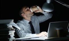 Giải mã chứng mất ngủ của đàn ông