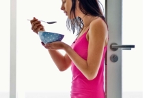 4 cách ăn sáng giảm mỡ bụng cấp tốc không cần dùng thuốc