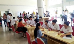 Huế: Hàng trăm cán bộ, bác sĩ tình nguyện đăng ký hiến tạng