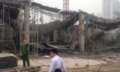 Nguyên nhân ban đầu vụ sập giàn giáo 3 người chết ở Hà Nội