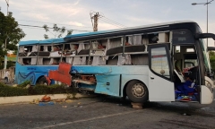Khánh Hòa: Hai xe khách tông nhau khiến một người tử vong, hàng chục người bị thương