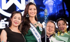 Hoa hậu Lương Thùy Linh bất ngờ 