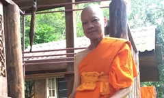 Sao nam trong phim ‘Anh hùng xạ điêu’ bất ngờ sang Thái Lan xuống tóc đi tu