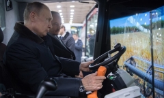 Ông Putin đùa 