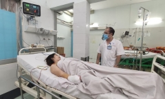 TP.HCM: Một phụ nữ bị máy xay thịt nghiền nát bàn tay 
