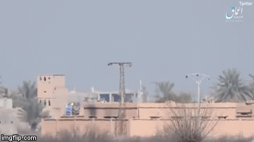 Video: IS phản công, phóng tên lửa chống tăng vào lực lượng do Mỹ hậu thuẫn tại Syria