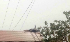 Nam thanh niên bị dây điện cao thế hút khi đang bắn mái tôn 