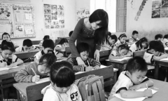 Chuyên gia băn khoăn vì chương trình giáo dục phổ thông còn nhiều vấn đề bất cập