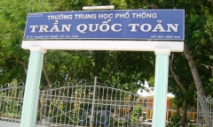Điều tra vụ nữ sinh lớp 11 đâm trọng thương bạn ngay tại trường
