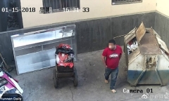 Bắt ông bố nhẫn tâm ném con mới sinh vào thùng rác 