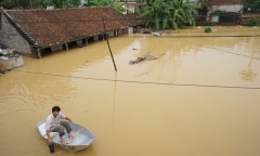 54 người chết, 39 người mất tích do mưa lũ