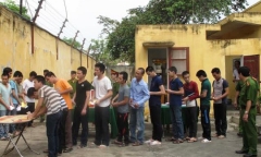 Từ 1/1/2018 trang phục cho người bị tạm giữ, tạm giam được thay đổi