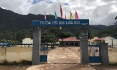 Đắk Lắk: Tạm đình chỉ nữ hiệu trưởng có dấu hiệu bớt xén tiền hỗ trợ học sinh nghèo
