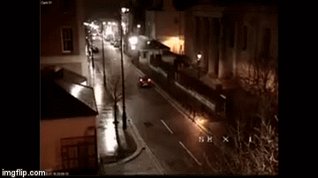 Video: Cận cảnh khoảnh khắc bom xe phát nổ tại thành phố của Vương quốc Anh