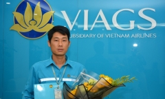 Nhặt được túi xách chứa hơn 1 tỷ đồng, nhân viên hàng không trả lại khách