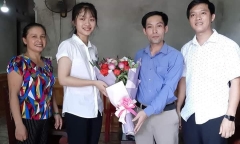 Nữ sinh đạt 3 điểm 10 thi tốt nghiệp THPT và những chuyện chưa kể