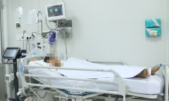 TP.HCM: 3 người trong một gia đình nhập viện cấp cứu, nghi bị ngộ độc patê chay
