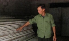 Cảm phục người đàn ông dành hàng trăm triệu đồng xây mới 7 cây cầu cho người dân