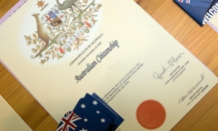 Australia ngừng cấp visa làm việc tạm thời cho người nước ngoài