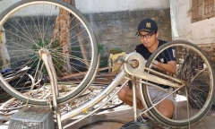 Ông chủ khách sạn 