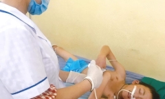 Tin tức đời sống ngày 2/4: Bé 12 tuổi mắc uốn ván do giẫm phải đinh