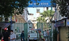 TP.HCM: Dỡ bỏ hạn chế ra vào ở chung cư Hòa Bình, chỉ còn cách ly 8 hộ dân