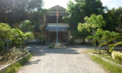 Hà Nội: Giáo viên dạy GDCD bị tố đánh học sinh gãy răng, bắt mỗi em phải nộp 1 lốc sữa