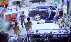 4 người đi bộ bị ô tô