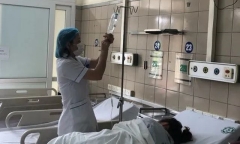 Uống rượu ngày Tết, thiếu nữ 19 tuổi hôn mê 12 tiếng