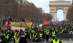 Paris: Biểu tình biến thành bạo động, phe 'Áo vàng' tấn công nhà chủ tịch Hạ viện