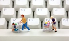 Tỷ phú thế giới chia sẻ bí quyết thành công: Dậy sớm, ngủ muộn và tắm ít