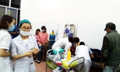 Hơn 130 người nhập viện cấp cứu nghi ngộ độc thực phẩm sau khi ăn cỗ cưới