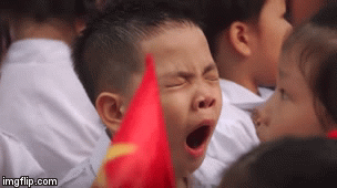 Loạt khoảnh khắc ngộ nghĩnh khó quên trong ngày khai giảng năm học mới
