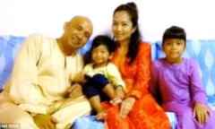 Phát hiện mới: Cơ trưởng MH370 bị vợ bỏ rơi