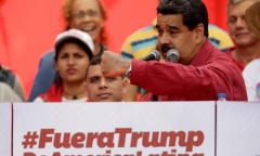 Mỹ đe dọa can thiệp vũ trang, Tổng thống Venezuela kêu gọi tập trận 