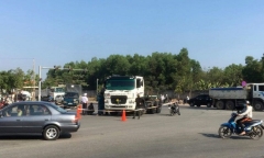 Tin tai nạn giao thông mới nhất ngày 15/1/2020: Va chạm với xe container, 2 phụ nữ thương vong