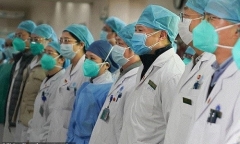 Trung Quốc: Tăng cường 450 chuyên viên quân y và hơn 1000 nhân viên y tế đến ổ dịch Vũ Hán